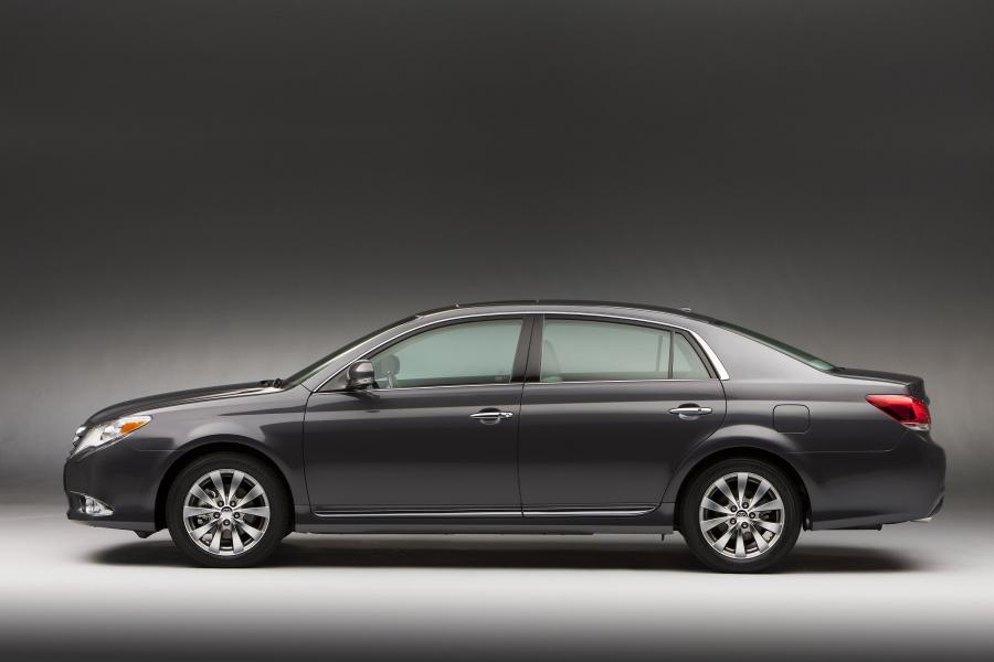  Toyota Avalon (GSX30) 2011 года  (фото 24 из 84)